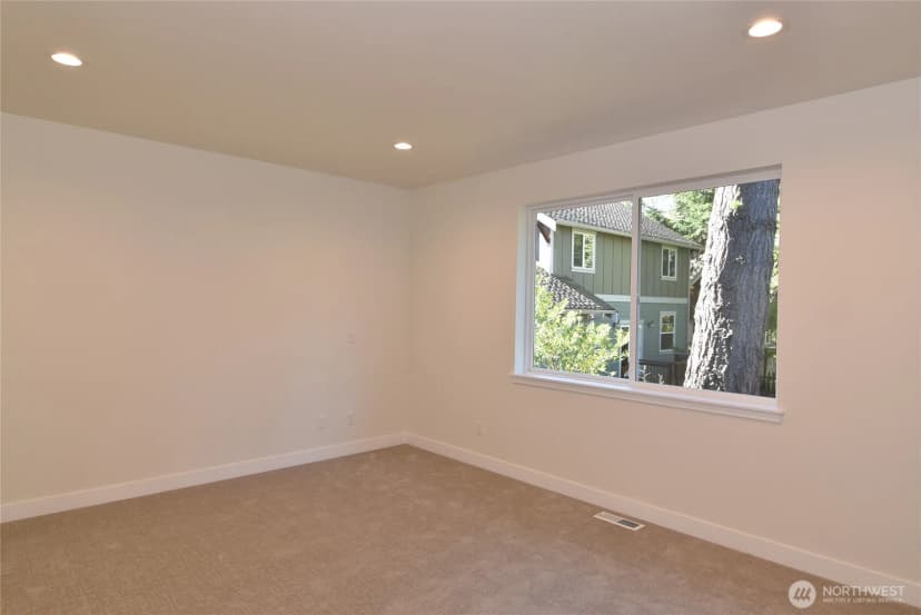Property photo for 1103 Whidbey Street, Bellingham photo 8
