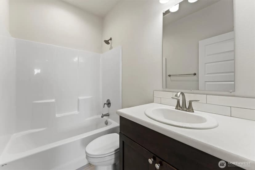 Property photo for 812 P Street Sw, Quincy photo 24