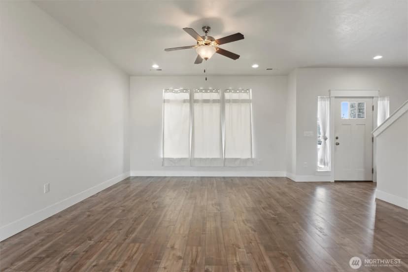 Property photo for 812 P Street Sw, Quincy photo 4
