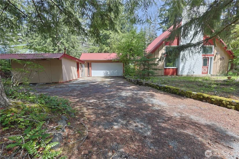 Property photo for 109 Mountain View Drive S, Ashford photo 4