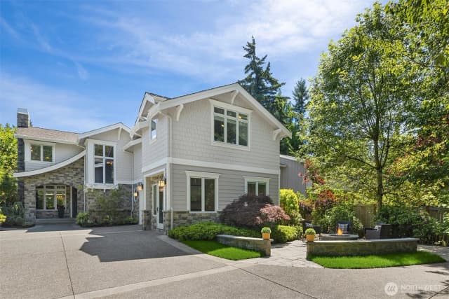 Property photo for 2625 77th Avenue Ne, Medina
