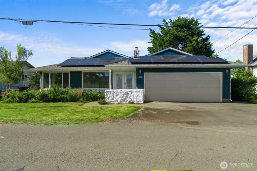 Property photo for 308 Ne 2nd Street, Long Beach