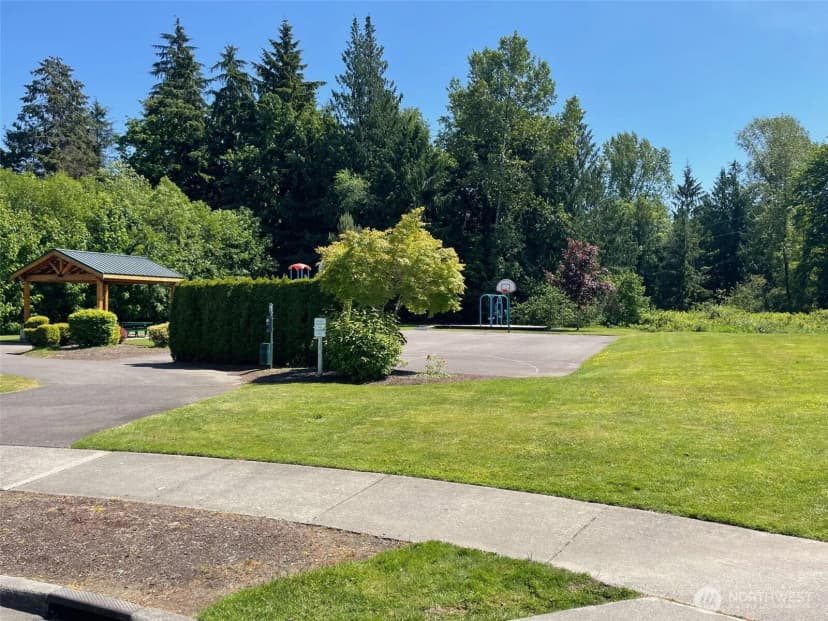 Property photo for 10310 25th Street Se, Lake Stevens photo 2