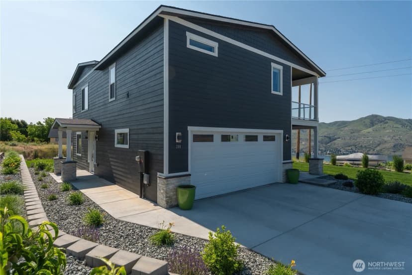 Property photo for 200 Pinnacle Place, Chelan photo 6
