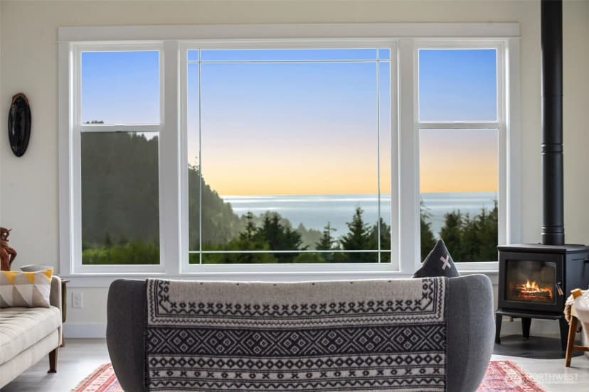 Property photo for 3030 Ocean View Court, Ilwaco photo 4