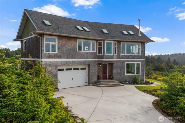 Property photo for 3030 Ocean View Court, Ilwaco photo 2