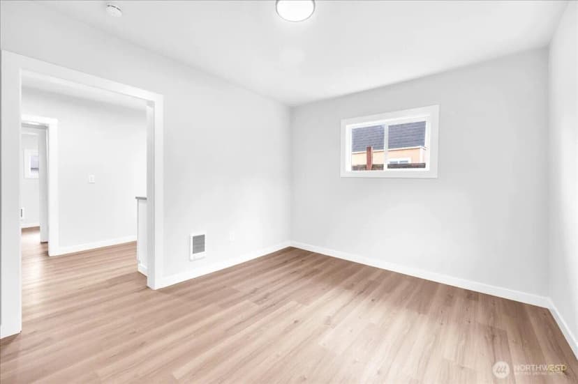 Property photo for 328 18th Avenue, Longview photo 6