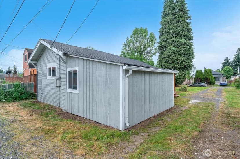 Property photo for 328 18th Avenue, Longview photo 25