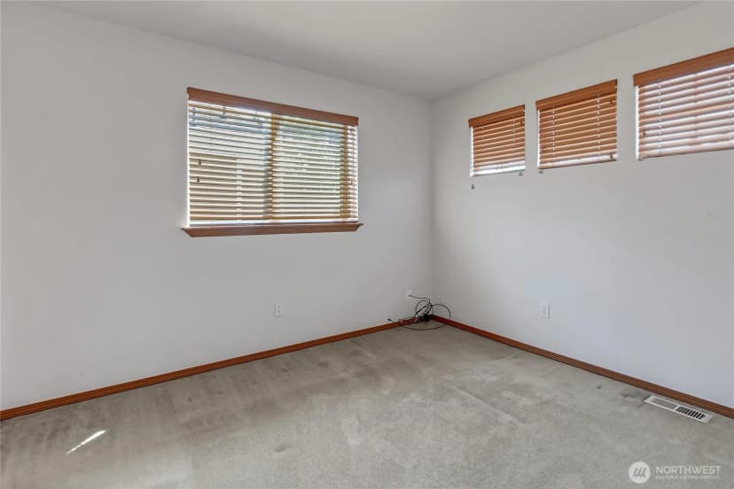 Property photo for 16921 120th Avenue E, Puyallup photo 26