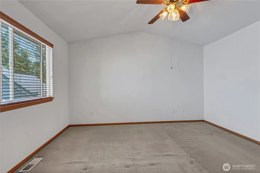 Property photo for 16921 120th Avenue E, Puyallup photo 23