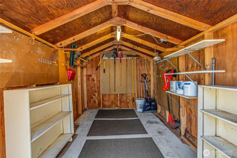 Property photo for 16921 120th Avenue E, Puyallup photo 30