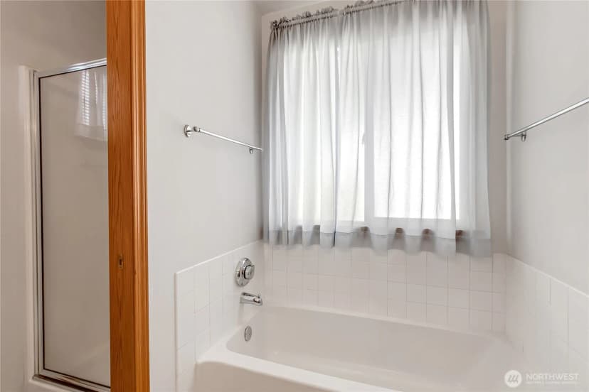 Property photo for 16921 120th Avenue E, Puyallup photo 24