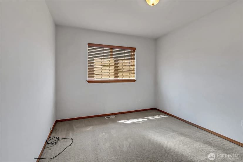 Property photo for 16921 120th Avenue E, Puyallup photo 27