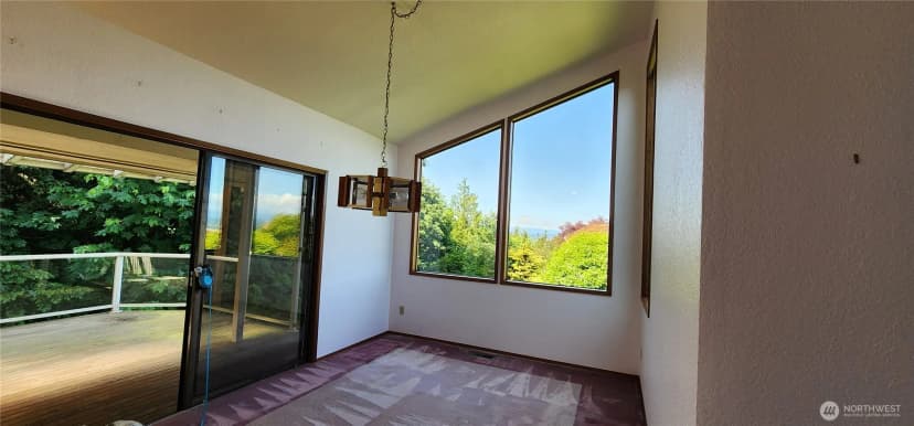 Property photo for 10622 44 Avenue Se, Everett photo 11