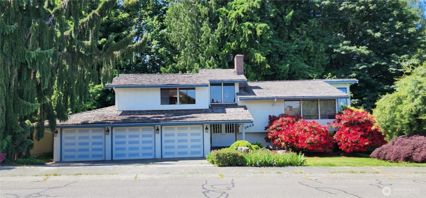Property photo for 10622 44 Avenue Se, Everett photo 4
