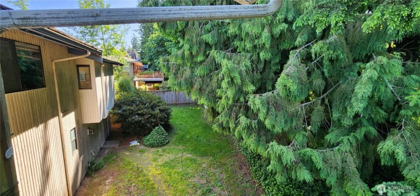 Property photo for 10622 44 Avenue Se, Everett photo 40