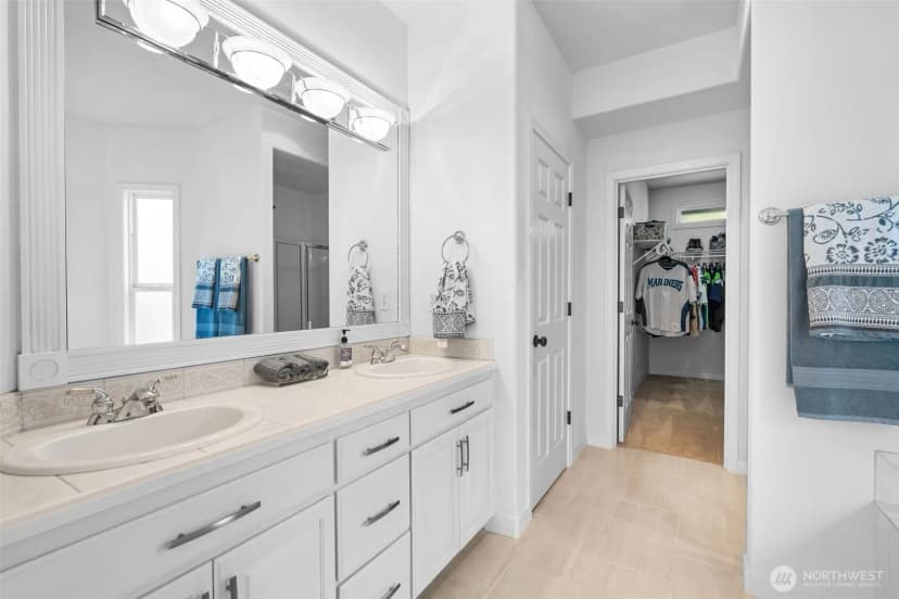 Property photo for 8425 Smugglers Cove Lane Sw, Mukilteo photo 21