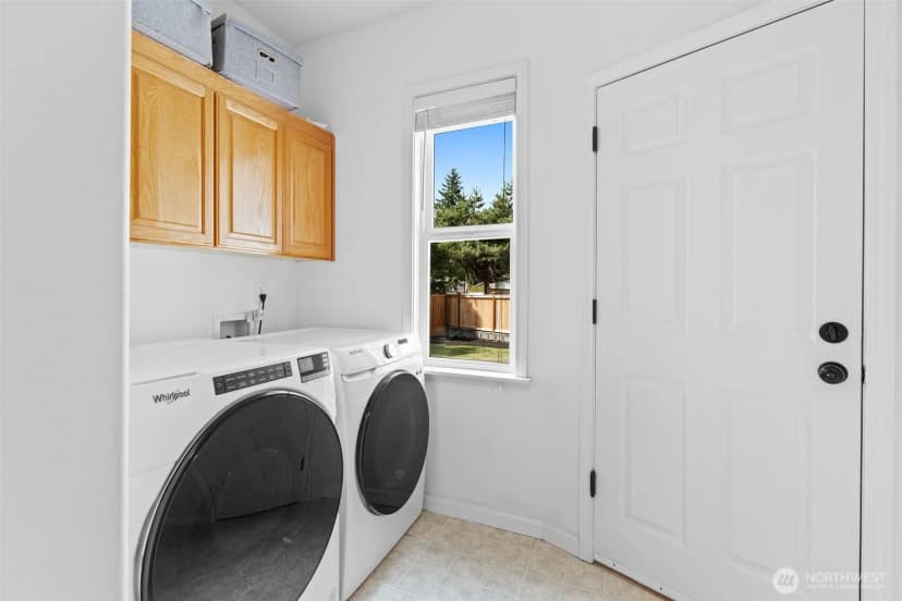 Property photo for 8425 Smugglers Cove Lane Sw, Mukilteo photo 27