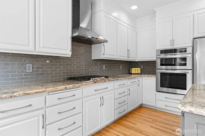 Property photo for 8425 Smugglers Cove Lane Sw, Mukilteo photo 16