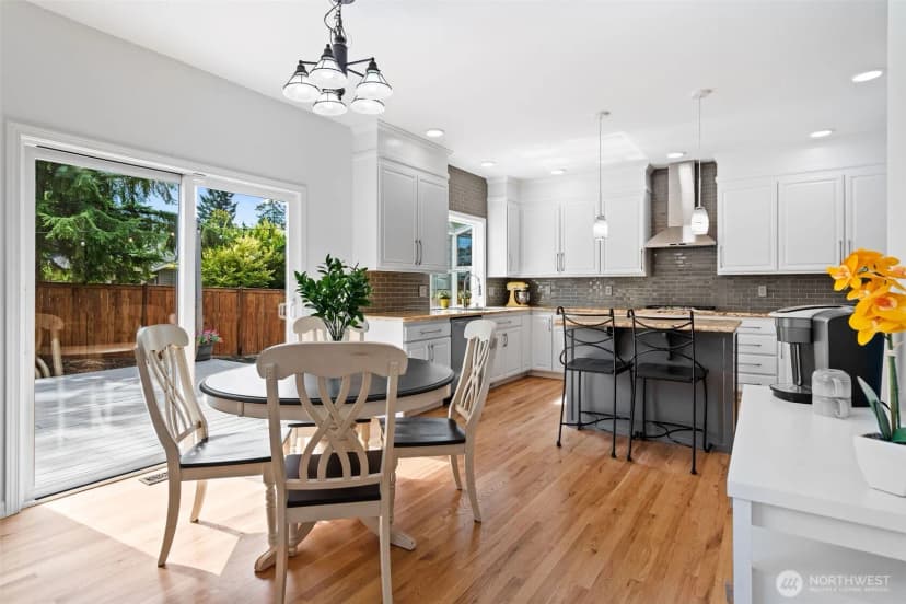 Property photo for 8425 Smugglers Cove Lane Sw, Mukilteo photo 11