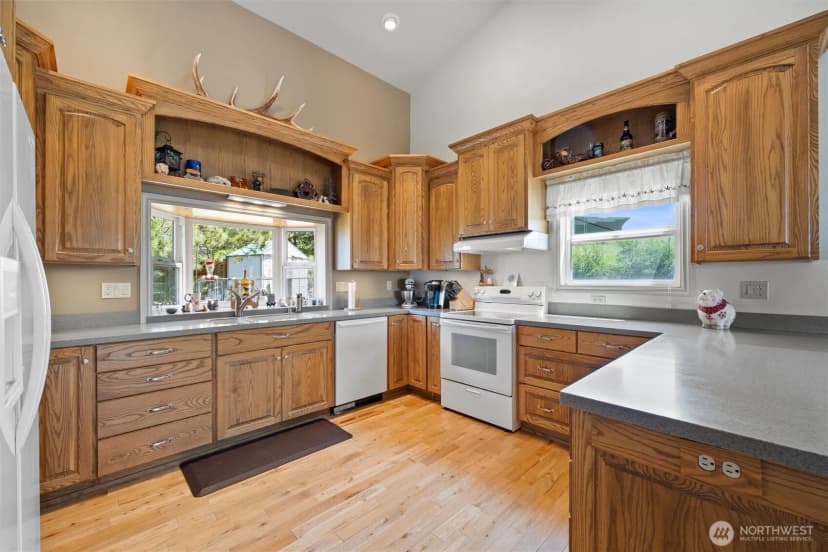 Property photo for 6379 Lewis Peak Road, Waitsburg photo 6