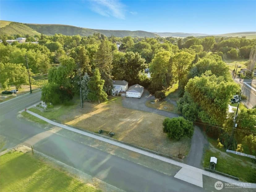 Property photo for 415 Preston Avenue, Waitsburg photo 38