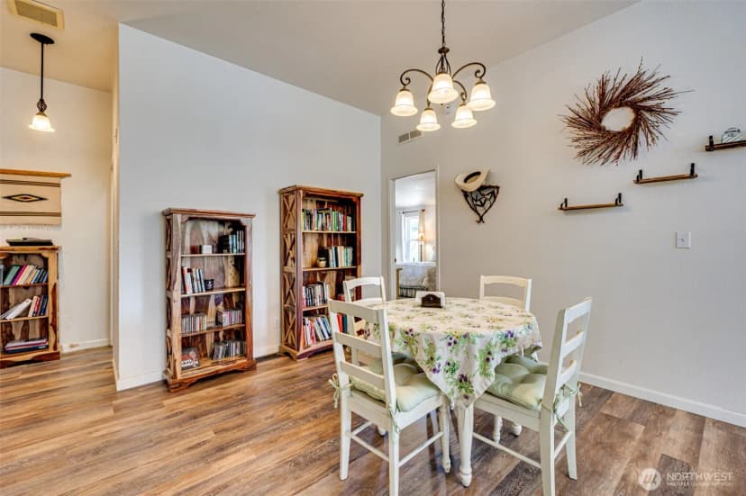 Property photo for 424 Maranatha, Kelso photo 9