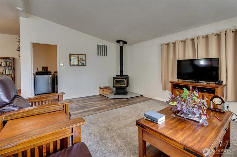 Property photo for 424 Maranatha, Kelso photo 7