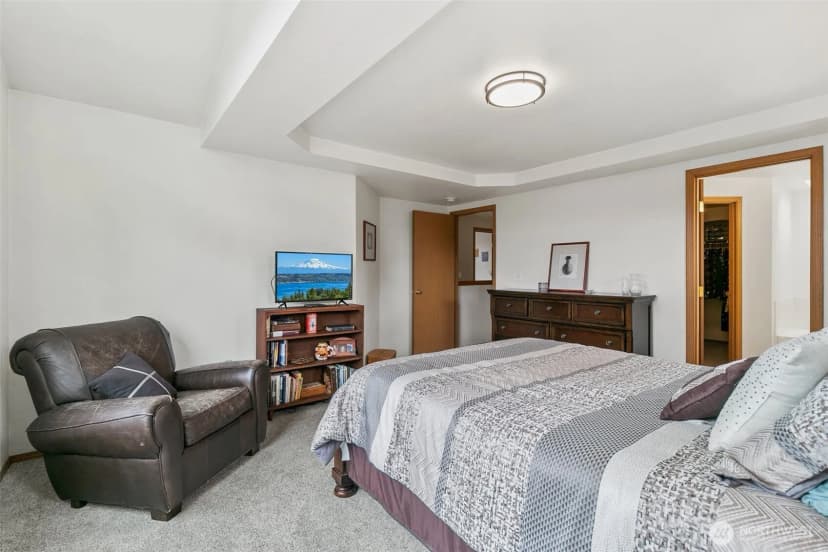 Property photo for 15802 15th Avenue Ct E, Tacoma photo 21