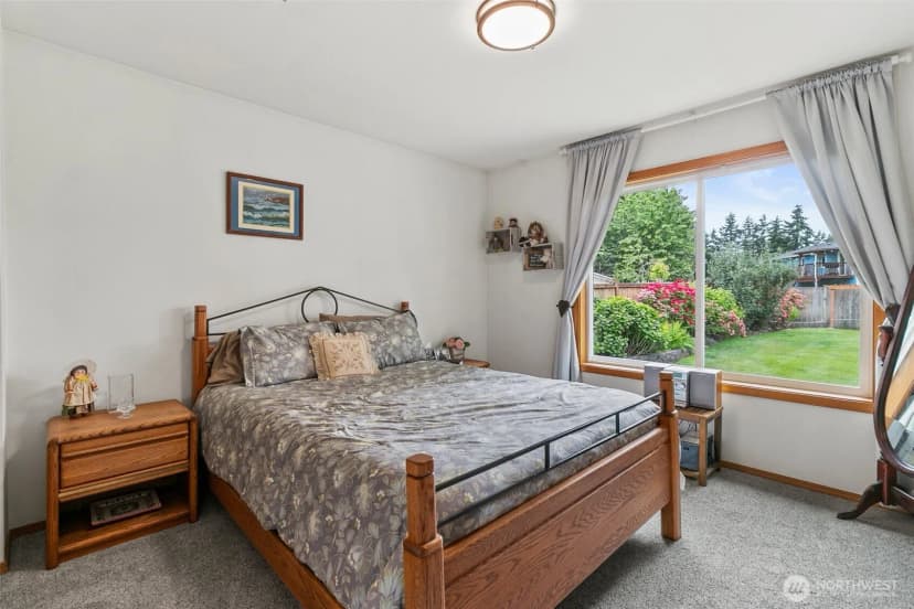 Property photo for 15802 15th Avenue Ct E, Tacoma photo 17