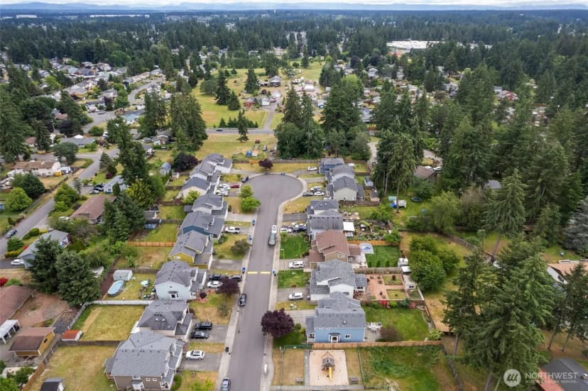 Property photo for 15802 15th Avenue Ct E, Tacoma photo 38
