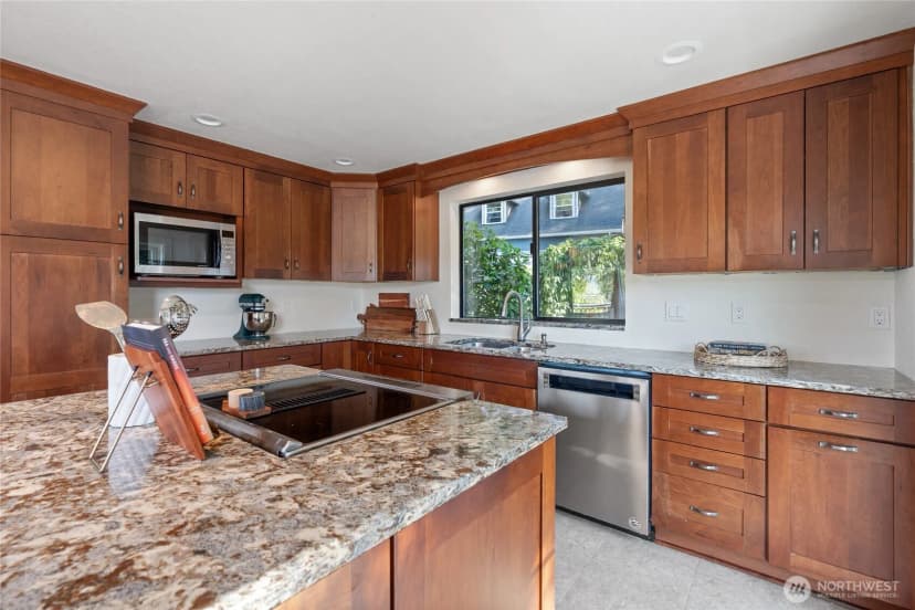 Property photo for 19709 Sw Whitman Cove Road, Longbranch photo 15