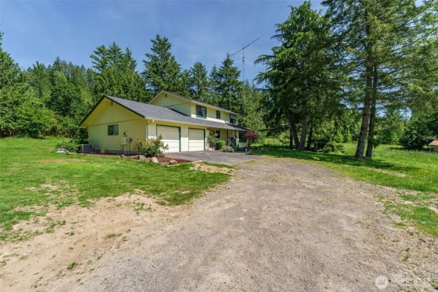 Property photo for 29139 Ne Hammond Ct, Battle Ground photo 2