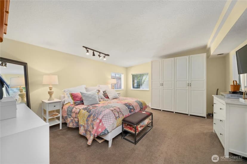 Property photo for 24345 252nd Avenue Se, Maple Valley photo 20