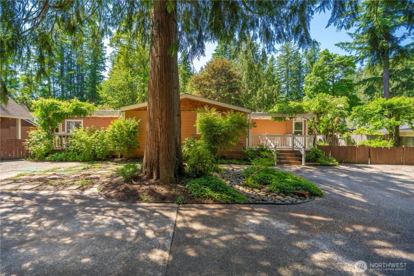 Property photo for 24345 252nd Avenue Se, Maple Valley photo 4