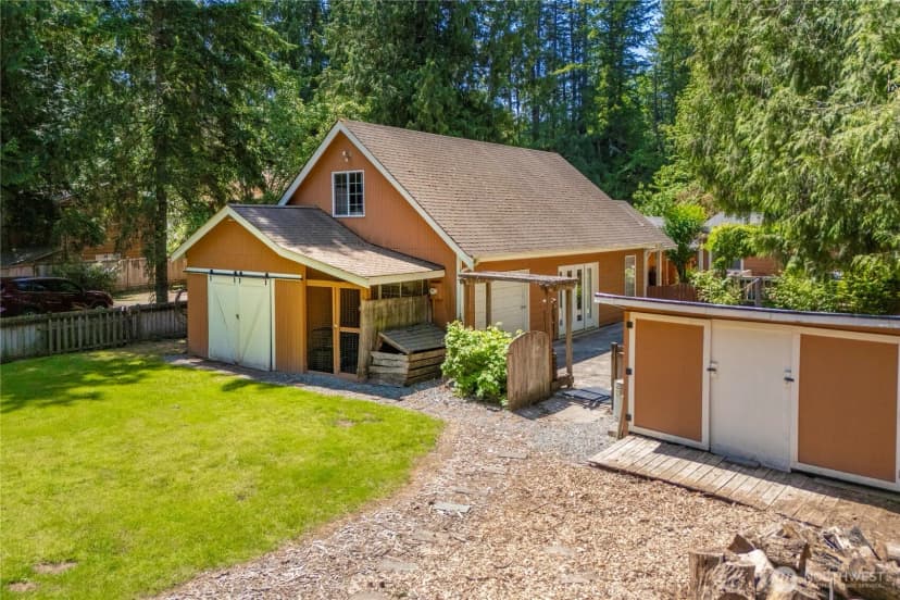 Property photo for 24345 252nd Avenue Se, Maple Valley photo 8