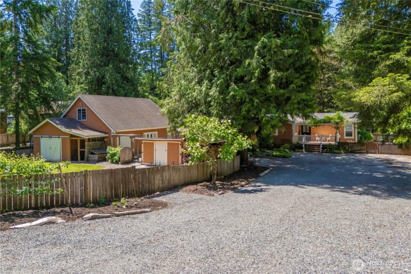 Property photo for 24345 252nd Avenue Se, Maple Valley photo 3
