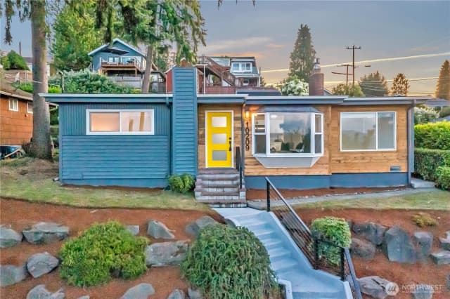 Property photo for 10209 65th Avenue S, Seattle photo 2