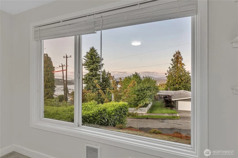 Property photo for 10209 65th Avenue S, Seattle photo 21