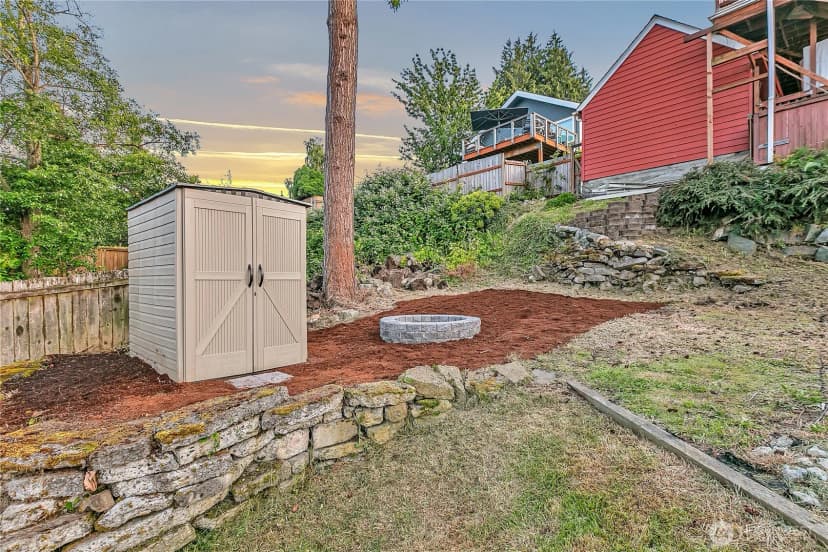 Property photo for 10209 65th Avenue S, Seattle photo 25