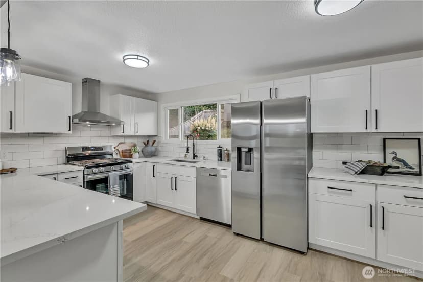 Property photo for 10209 65th Avenue S, Seattle photo 14