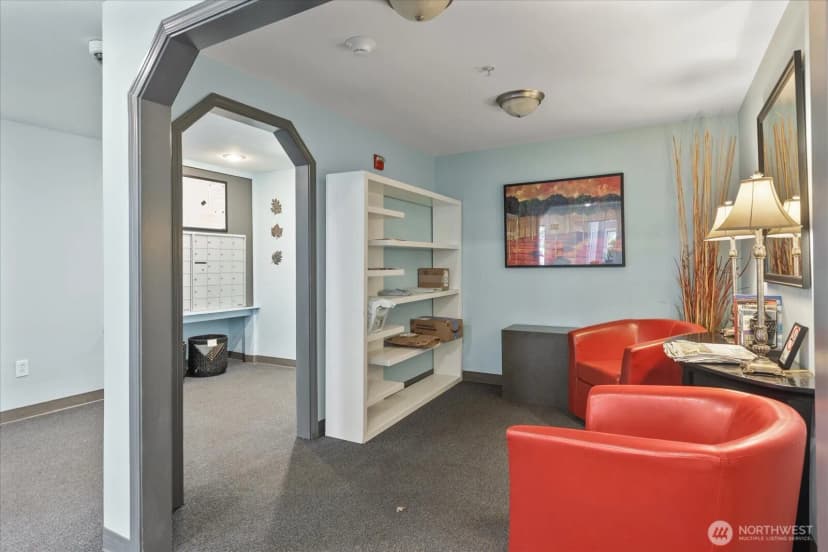 Property photo for 3318 30th Avenue Sw #b402, Seattle photo 27