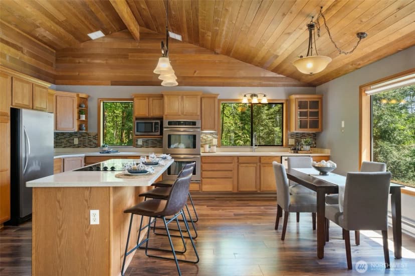Property photo for 4250 E Agate Road, Shelton photo 10