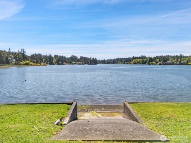 Property photo for 4250 E Agate Road, Shelton photo 2