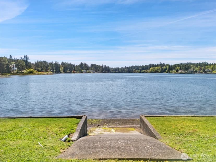 Property photo for 4250 E Agate Road, Shelton photo 2