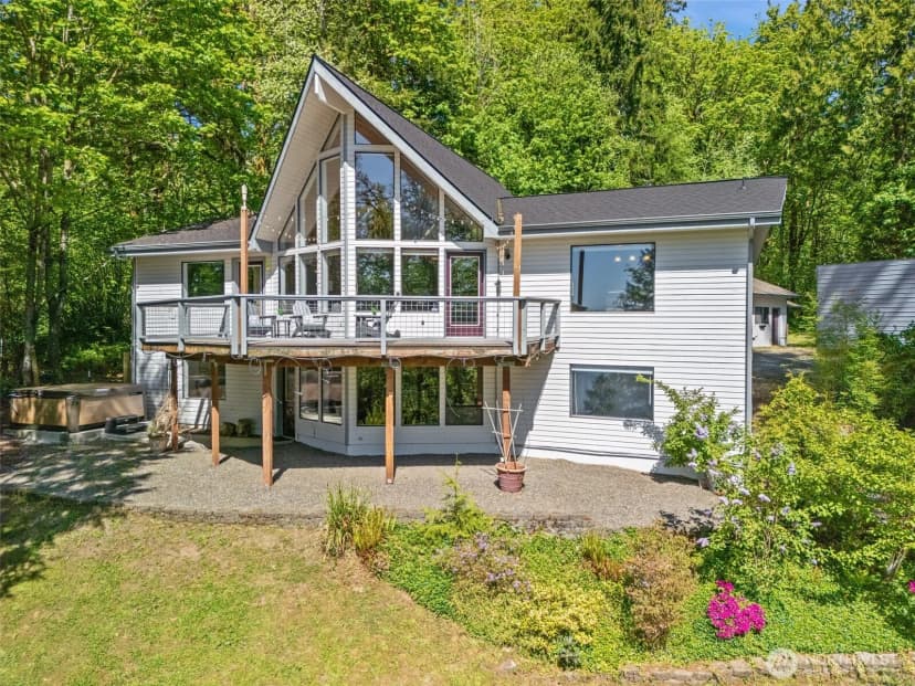 Property photo for 4250 E Agate Road, Shelton