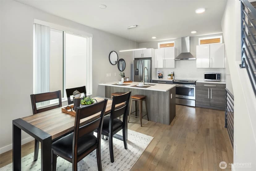 Property photo for 7023 A 35th Avenue Ne, Seattle photo 21