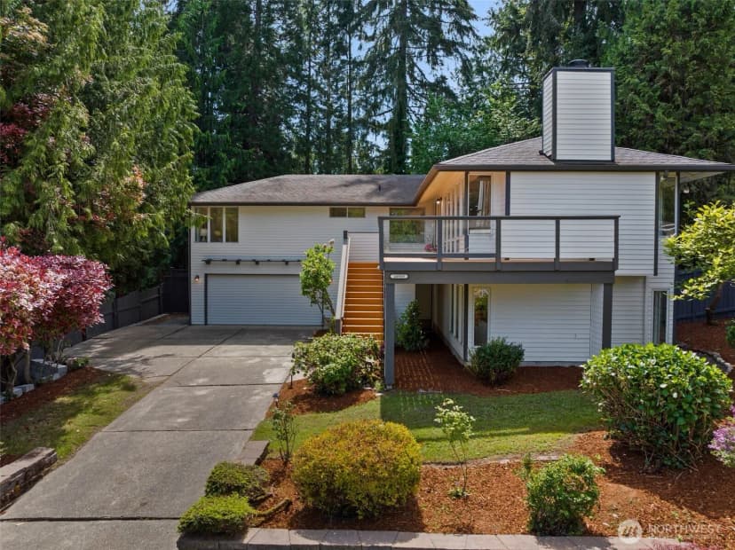 Property photo for 16939 Se 39th Street, Bellevue