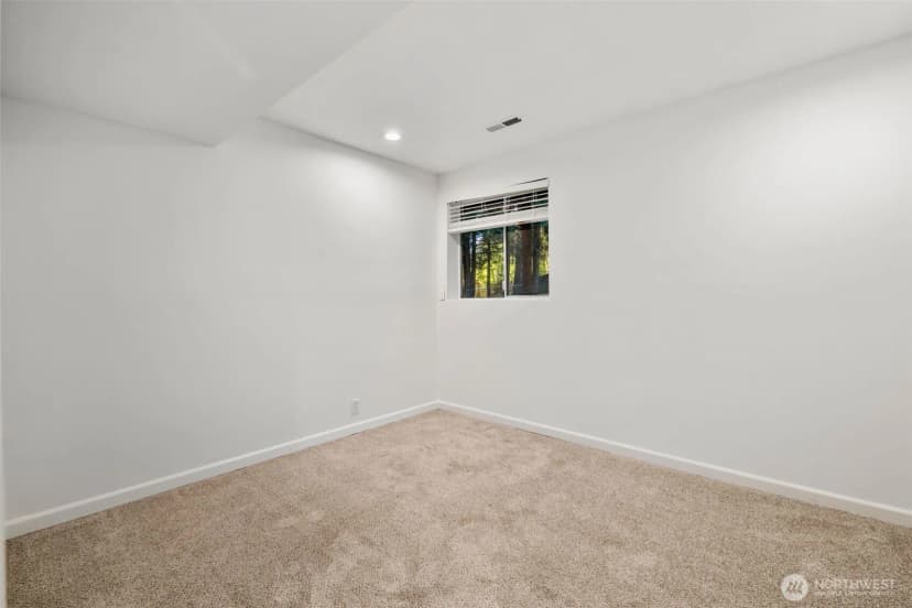 Property photo for 16939 Se 39th Street, Bellevue photo 31