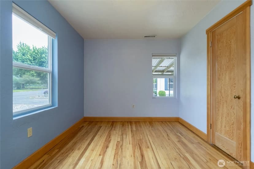 Property photo for 105 York Street, Walla Walla photo 8